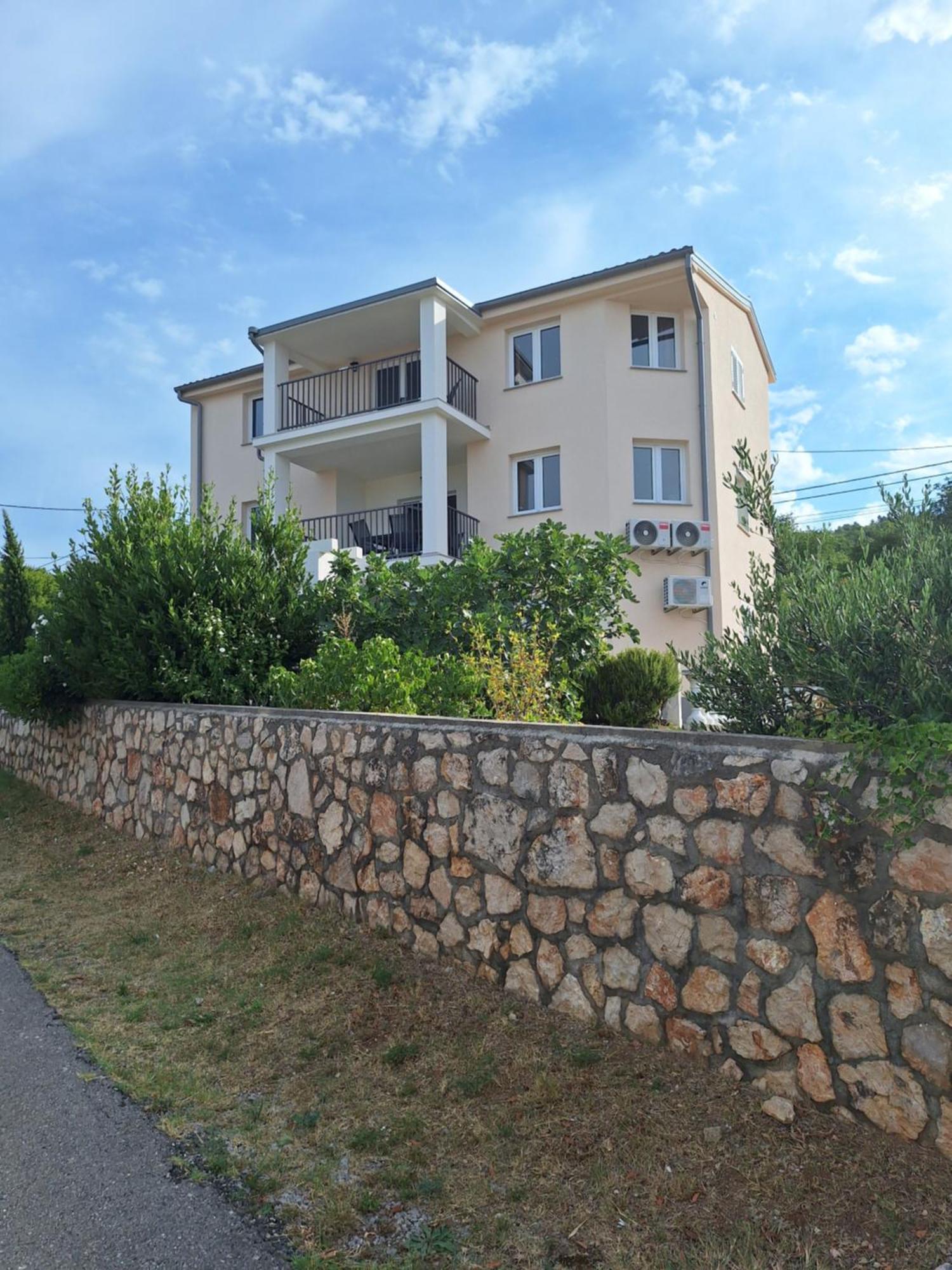 Family And Pet Friendly Apartment Zrinski Croatia Šmrika 外观 照片